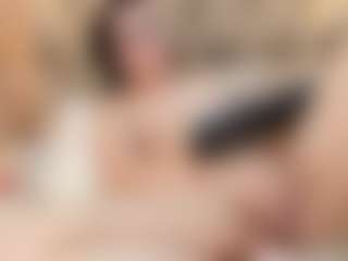 Live cam show with Payton-Oliver - Flashing on CamClone