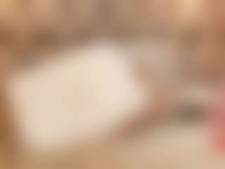 Live cam show with Payton-Oliver - Petite on crypto-cams