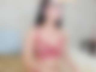 Live cam show with Payton-Oliver - Lush Brown Hair on AdultVida.com