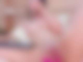 Live cam show with Payton-Oliver - Flashing on hotwifechat.live