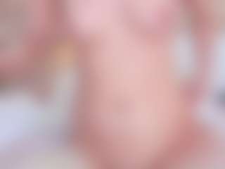 Live cam show with Payton-Oliver - College Lovense on SinfulBabes