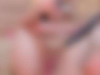 Live cam show with Payton-Oliver - Bedroom on CamClone