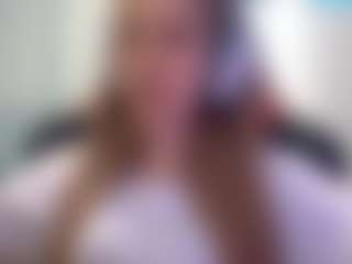 Live cam show with RamonaMarzano - BBW on livesuperchat.net