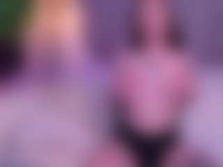 Live cam show with SantaLucci - Brown Hair on Dolls Live