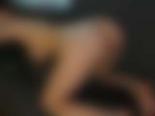 Live cam show with SantaLucci - Fingering on Camsoda