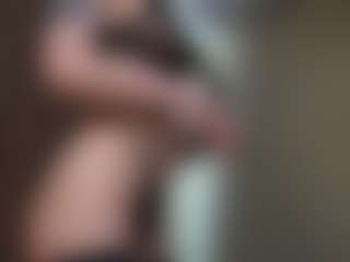 Live cam show with SantaLucci - Striptease Young Adult on Milf Play