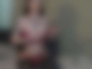 Live cam show with SantaLucci - Brown Hair on Free Soda