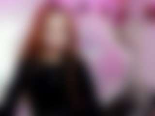 Live cam show with StarTarra - Brown Eyes Red Hair on Fit Hotties