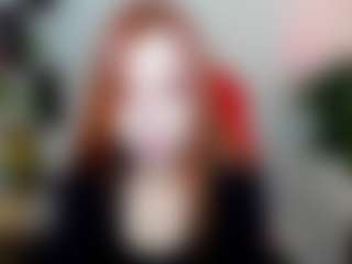 Live cam show with StarTarra - Moaning on live.xheat.ai