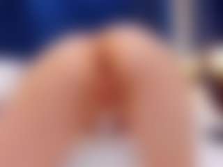 Live cam show with teny-shy - Skinny on sexytreat.net