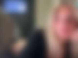 Live cam show with Tessaxsloane - Blonde Hair on Soda Cam