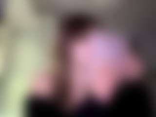 TrangShoener's Live Sex Cam Show
