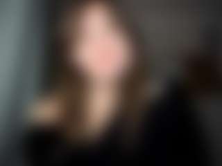 TrangShoener's Live Sex Cam Show