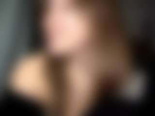 TrangShoener's Live Sex Cam Show
