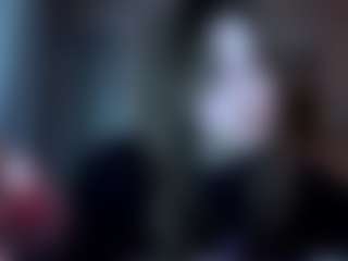 TrangShoener's Live Sex Cam Show