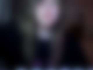 TrangShoener's Live Sex Cam Show