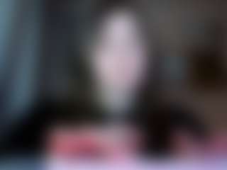 TrangShoener's Live Sex Cam Show