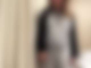 TrangShoener's Live Sex Cam Show