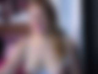Live cam show with VictoryMilf - Public on Camsoda