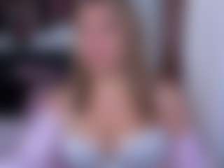 Live cam show with VictoryMilf - Blonde Hair on Dolls Live