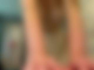 ZeniaArguello's Live Sex Cam Show