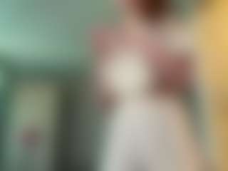 Live cam show with ZeniaArguello - Body Massage on fapnchat