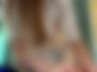 Live cam show with ZeniaArguello - College Teen (18+) on CamSextacy