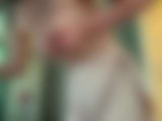 Live cam show with ZeniaArguello - Athletic Strip on intimatelivegirls.com