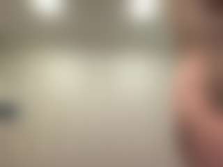 Live cam show with ZeniaArguello - Pov on Camsoda