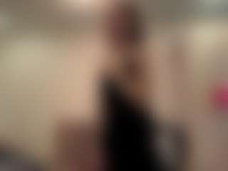 Live cam show with ZeniaArguello - Blowjob on Camsoda