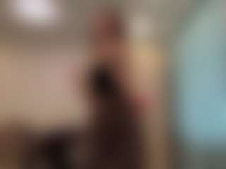 ZeniaArguello's Live Sex Cam Show