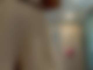 Live cam show with ZeniaArguello - Body Massage on Camsoda