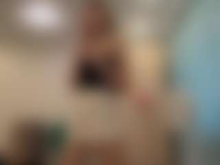 ZeniaArguello's Live Sex Cam Show