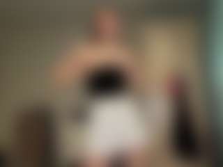 ZeniaArguello's Live Sex Cam Show