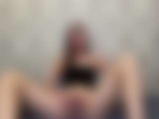 Live cam show with ZeniaArguello - Handjob on Dolls Live