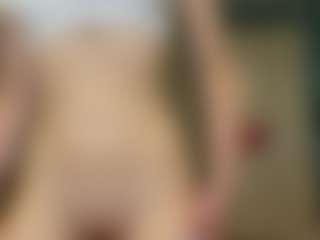 Live cam show with ZeniaArguello - Ass Bouncing on Cam Slut
