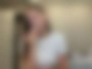 ZeniaArguello's Live Sex Cam Show