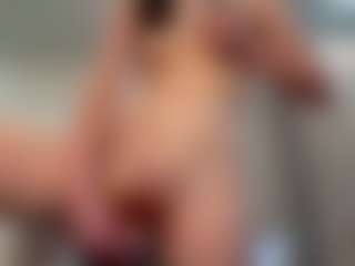 Live cam show with ZeniaArguello - Athletic on Camming Site