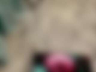 Live cam show with ZeniaArguello - Camel Toe on Pornisteam.com
