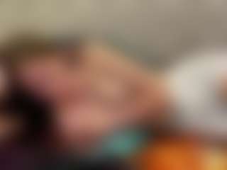 ZeniaArguello's Live Sex Cam Show