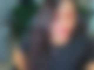 Live cam show with Anthonella-Stone-T - Mature on Camsoda