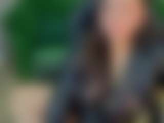 Live cam show with Anthonella-Stone-T - Strip Brown Hair on Milfs Live