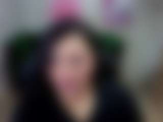 Anthonella-Stone-T MILF webcam performer live streaming
