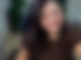 Anthonella-Stone-T MILF webcam performer live streaming