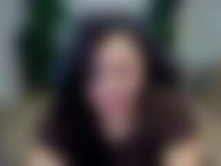 Anthonella-Stone-T MILF webcam performer live streaming