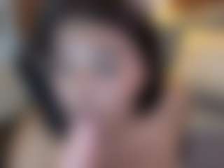 BELLABIGTITS's Live Sex Cam Show