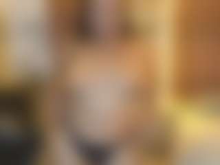Live cam show with BELLABIGTITS - Moaning on Hubzter Live