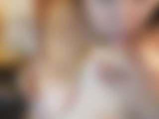 Live cam show with BELLABIGTITS - New Brown Eyes on Latina Girls