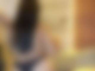 BELLABIGTITS's Live Sex Cam Show