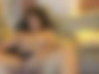 BELLABIGTITS's Live Sex Cam Show